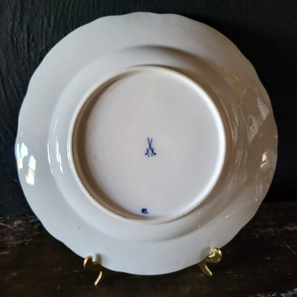 Antique Meissen Deep Plate Courting Couple Romantic Scene Floral Design 8.75" - Picture 6 of 7